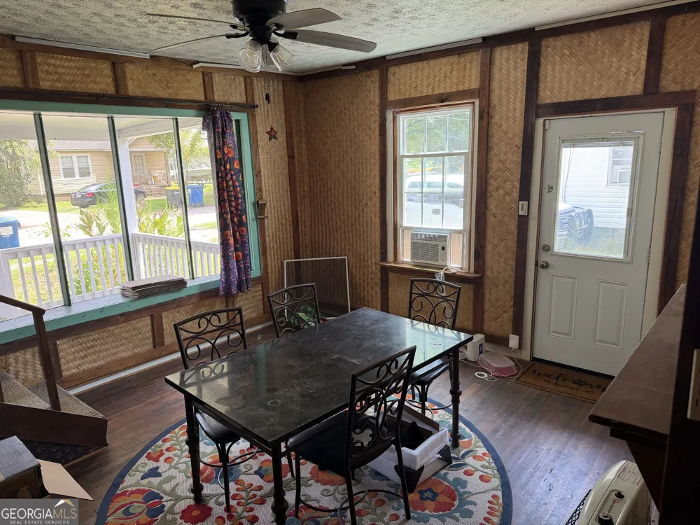 502 Lawrence ST Hogansville, GA 30230