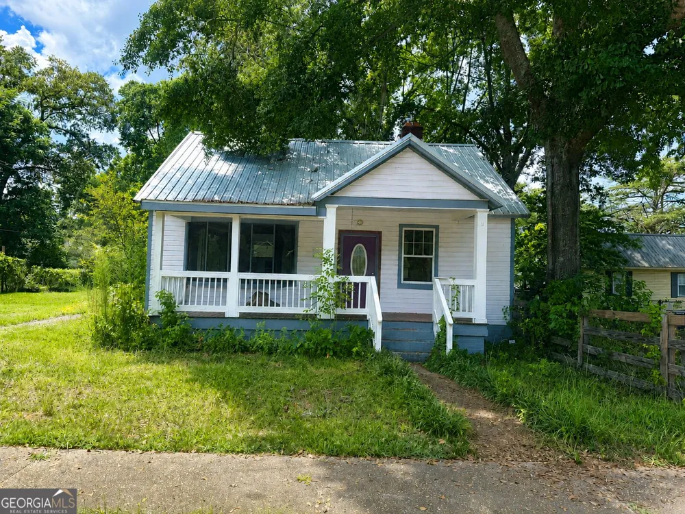 502 Lawrence ST Hogansville, GA 30230