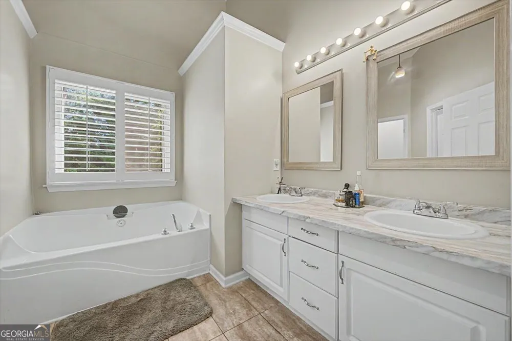 73 Victorian CT Dallas, GA 30157