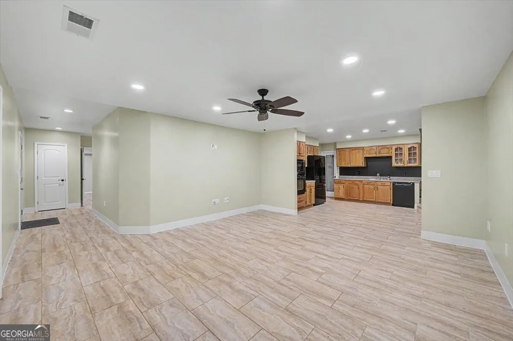 73 Victorian CT Dallas, GA 30157