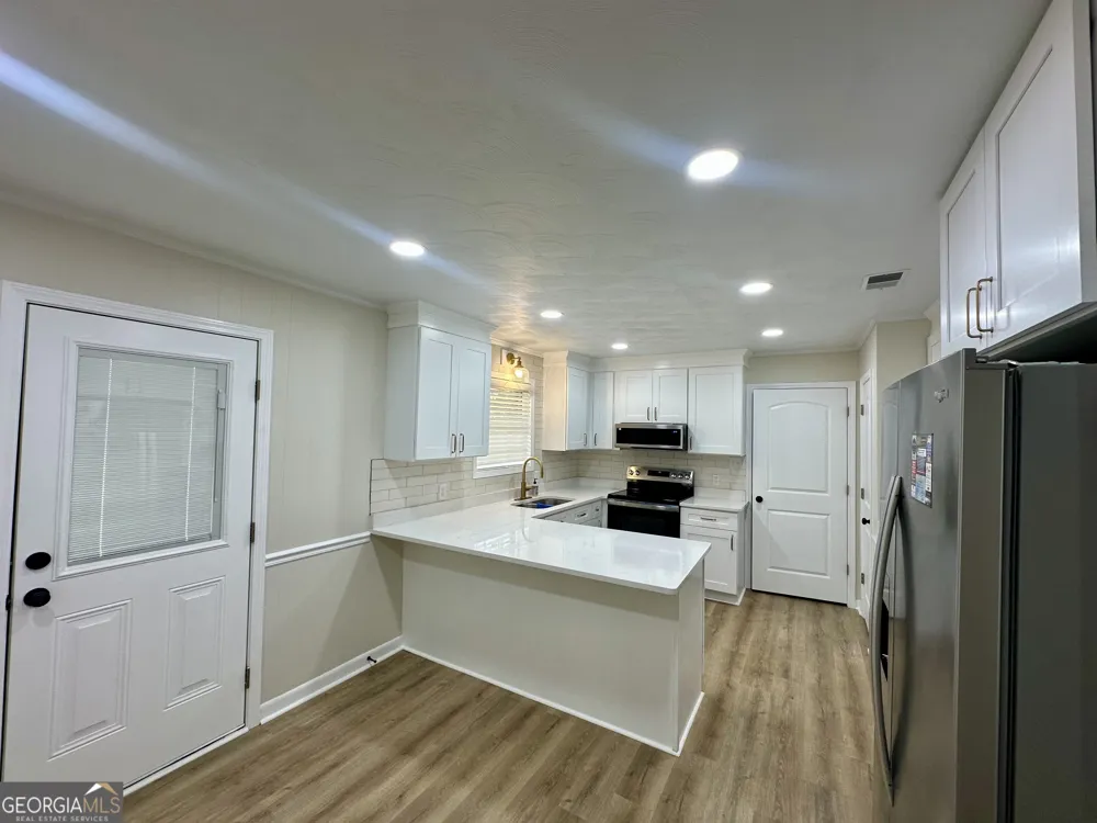 72 W Tenth ST Mcrae-Helena, GA 31037