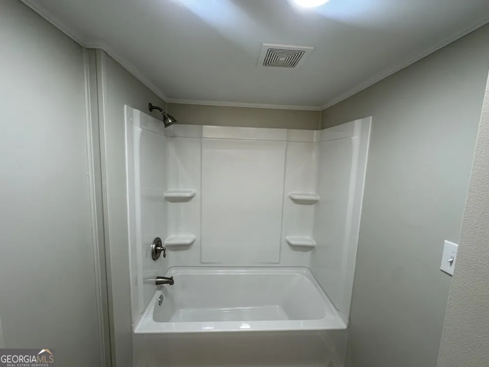 72 W Tenth ST Mcrae-Helena, GA 31037