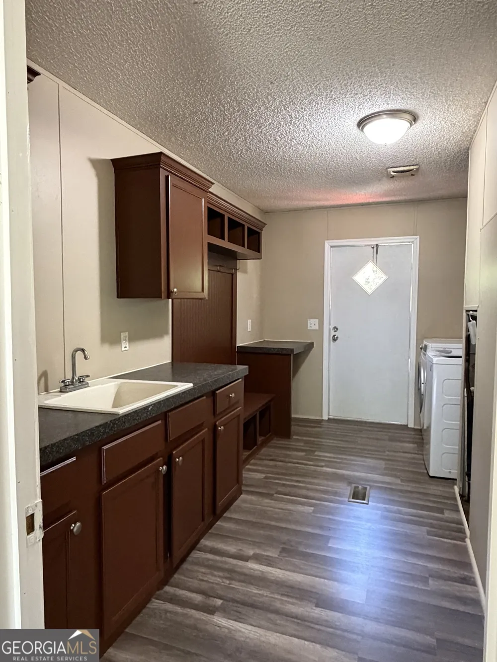 2 Buckboard TRL Jesup, GA 31546