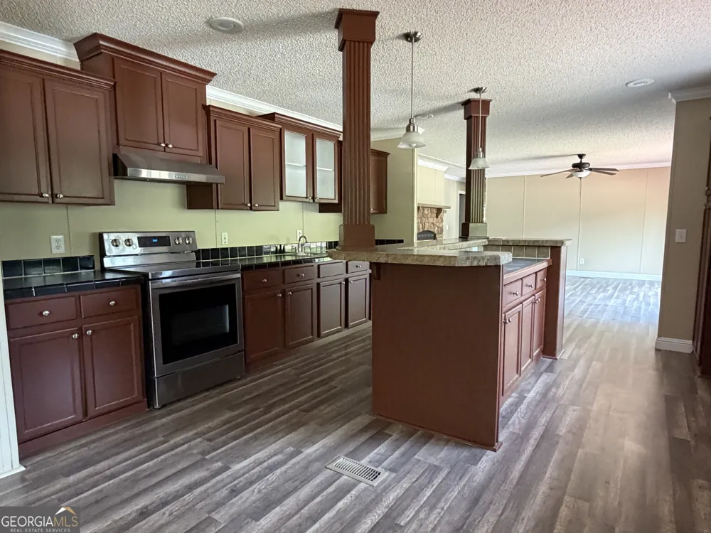 2 Buckboard TRL Jesup, GA 31546