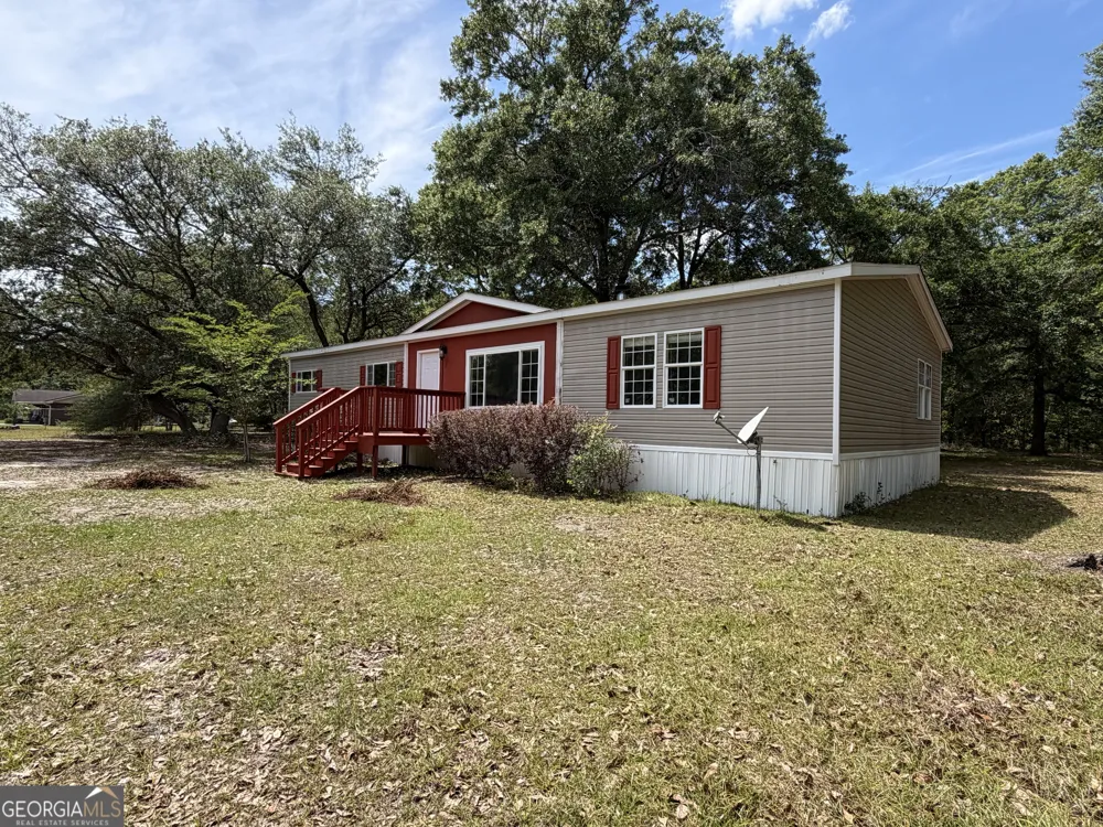 2 Buckboard TRL Jesup, GA 31546