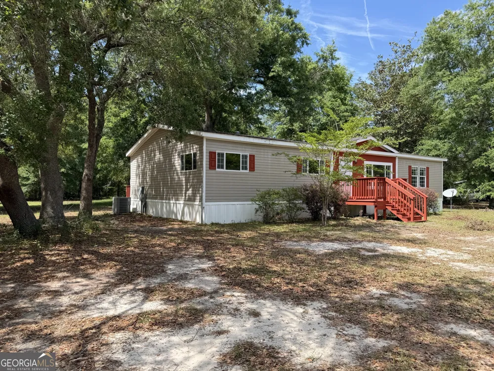 2 Buckboard TRL Jesup, GA 31546