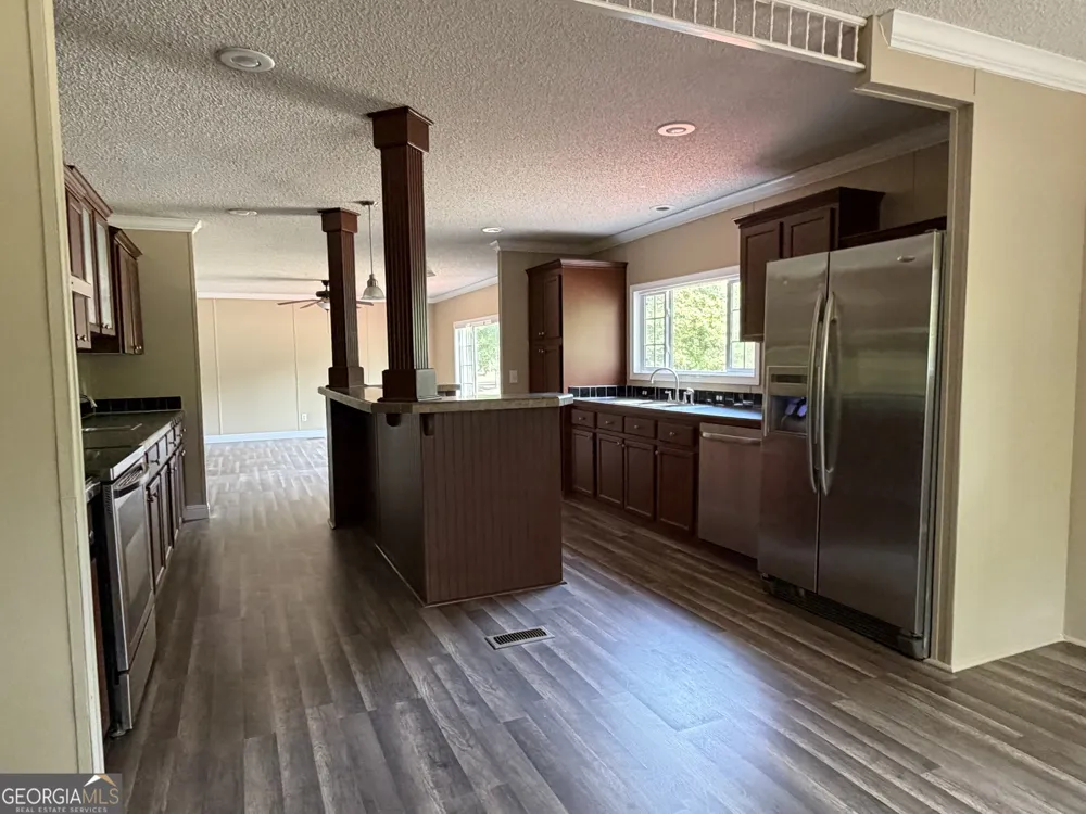 2 Buckboard TRL Jesup, GA 31546