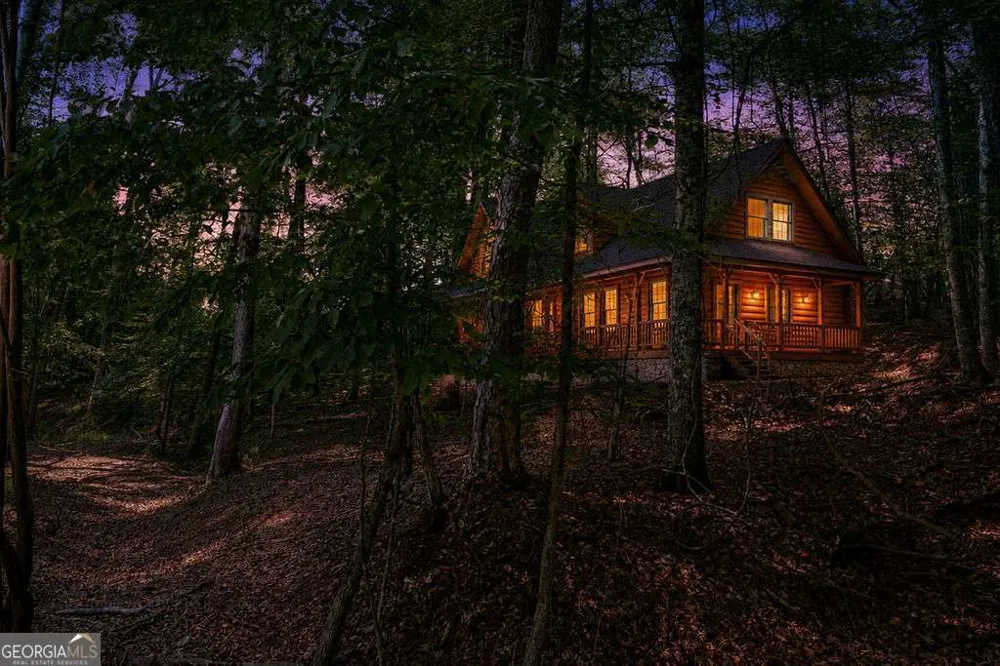 1247 Newport DR Ellijay, GA 30540