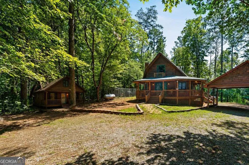 1247 Newport DR Ellijay, GA 30540