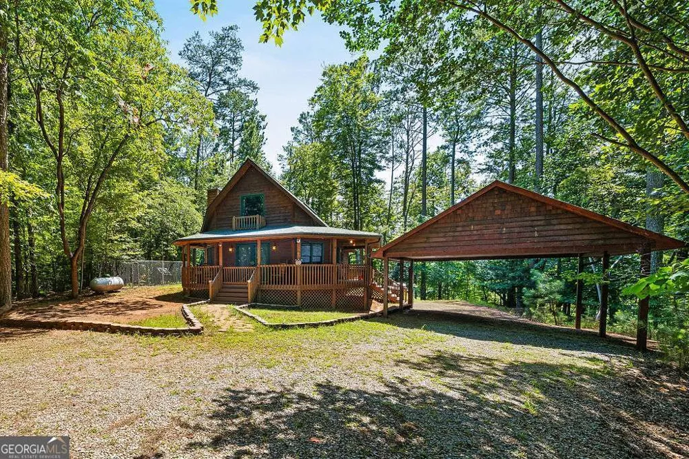 1247 Newport DR Ellijay, GA 30540