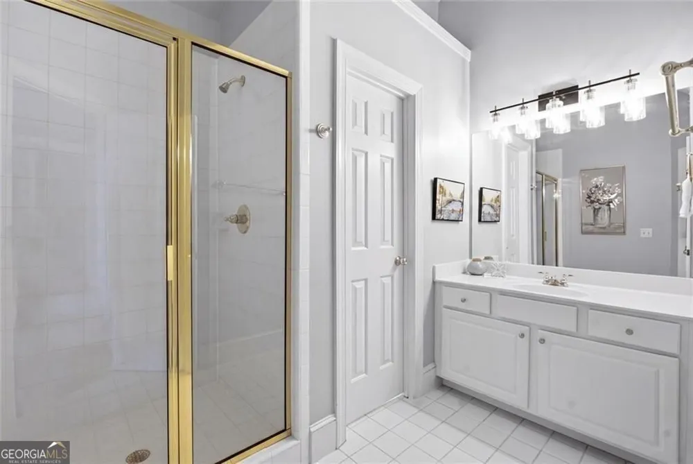 2482 Manor WALK Decatur, GA 30030