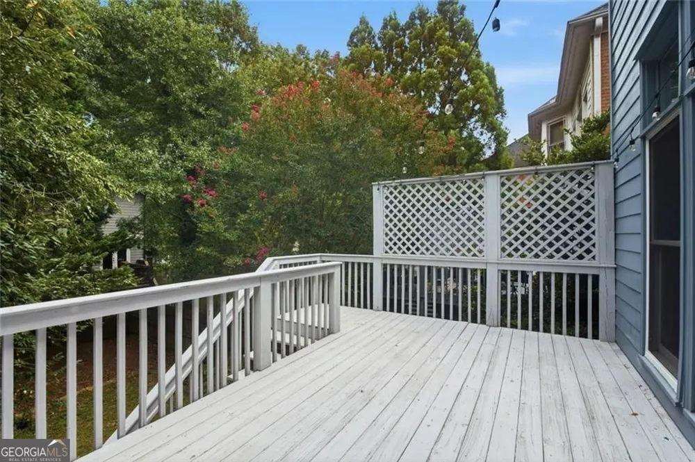 2482 Manor WALK Decatur, GA 30030