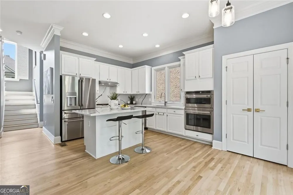 2482 Manor WALK Decatur, GA 30030