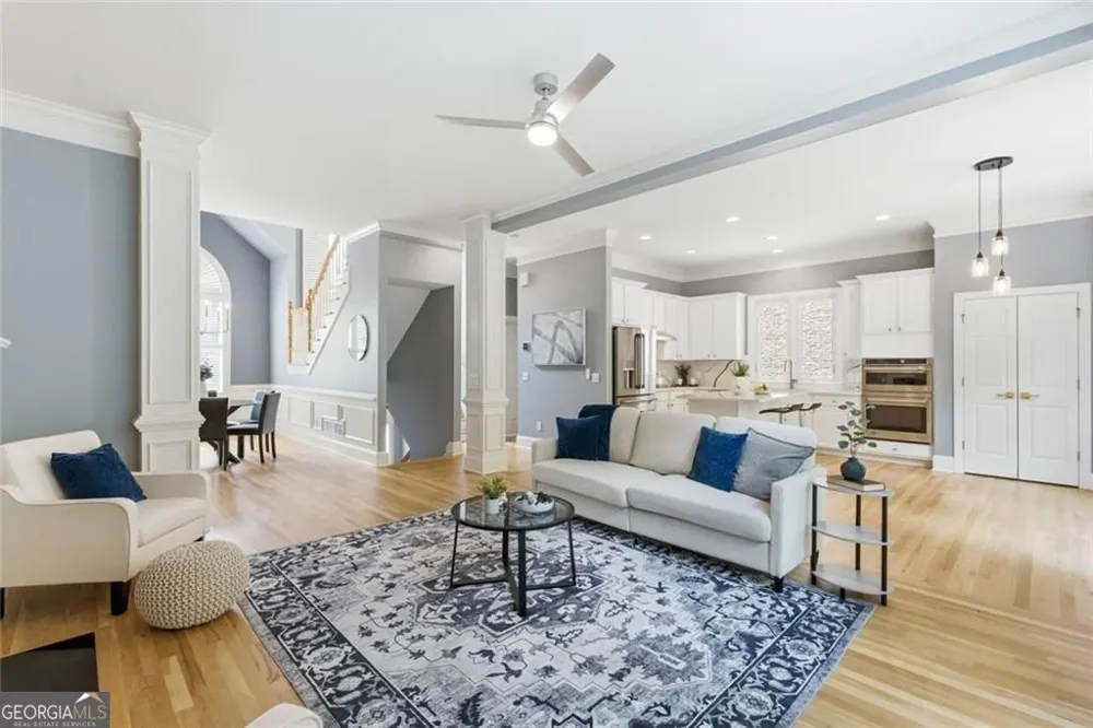 2482 Manor WALK Decatur, GA 30030