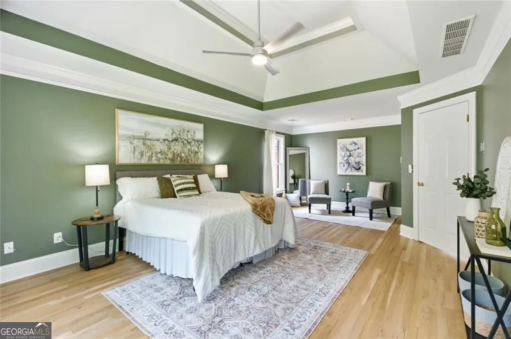 2482 Manor WALK Decatur, GA 30030