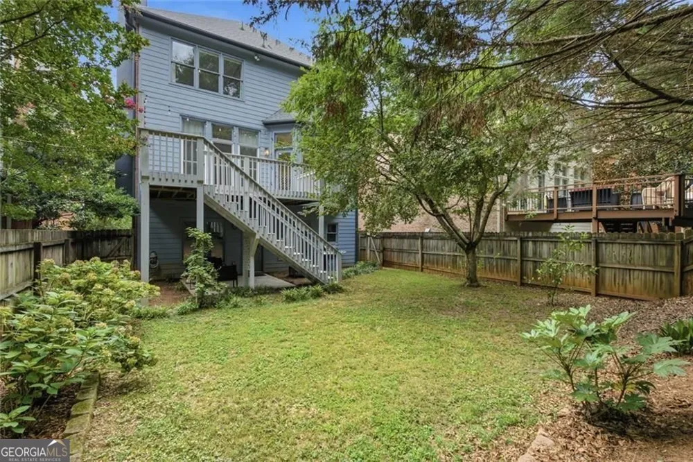 2482 Manor WALK Decatur, GA 30030