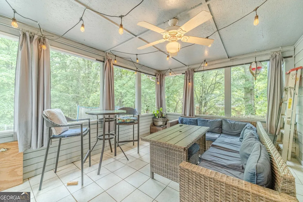 3316 Classic DR Snellville, GA 30078