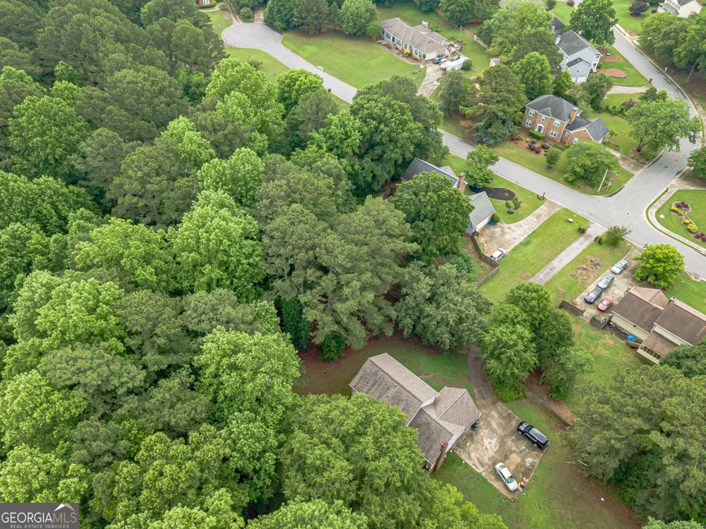 3316 Classic DR Snellville, GA 30078