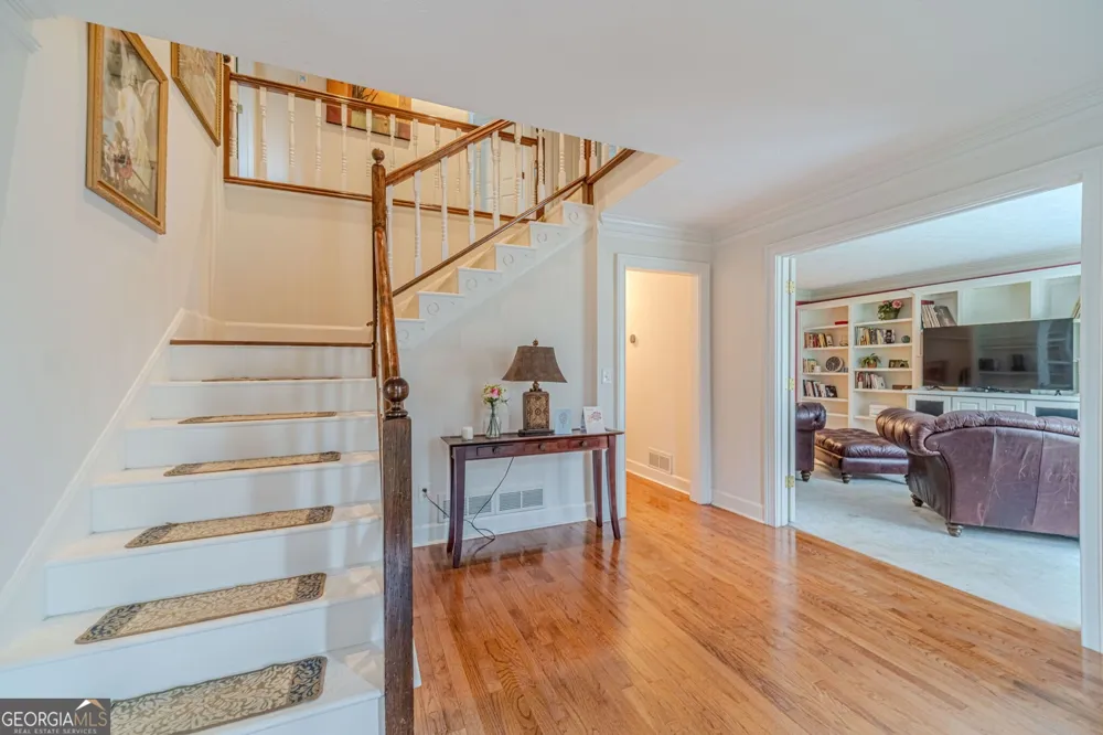 3316 Classic DR Snellville, GA 30078
