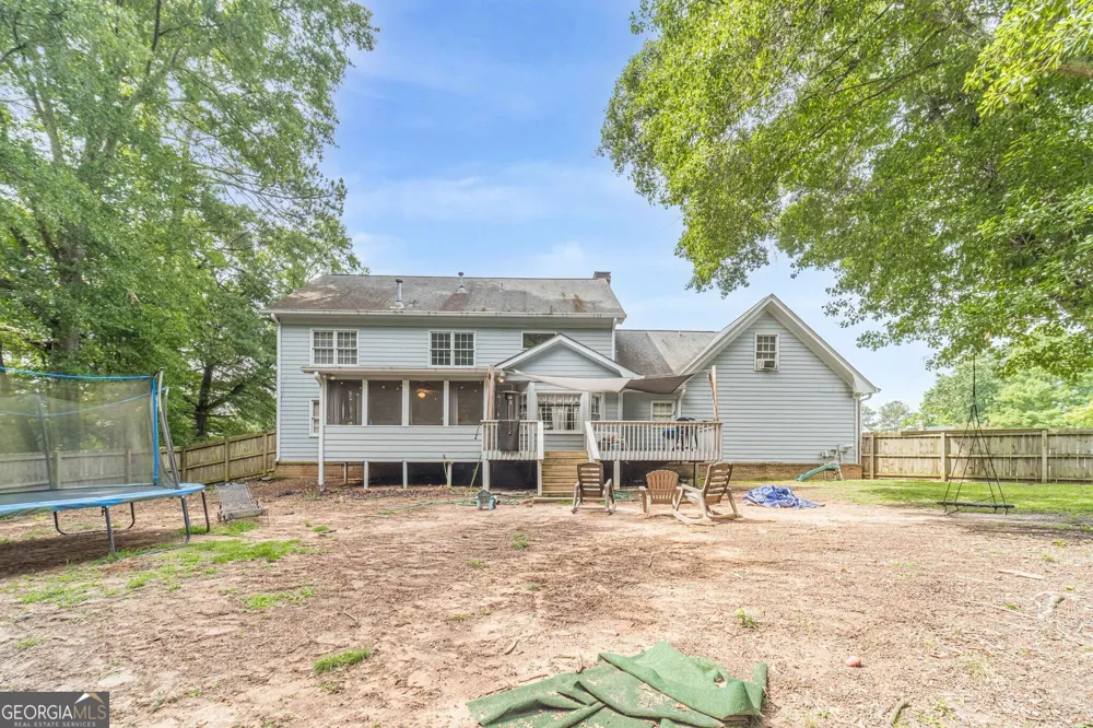3316 Classic DR Snellville, GA 30078