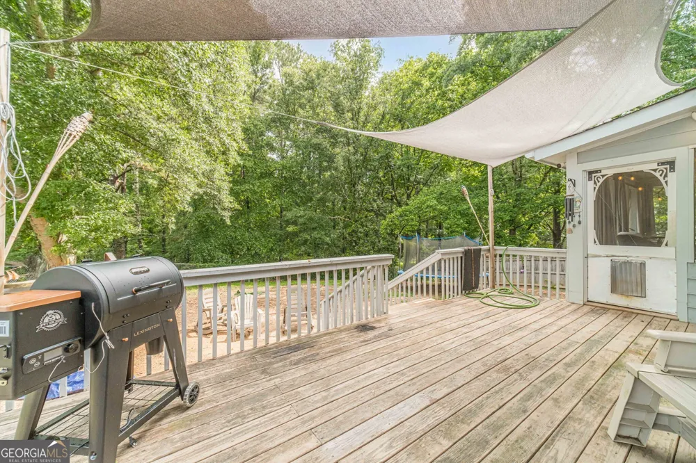 3316 Classic DR Snellville, GA 30078