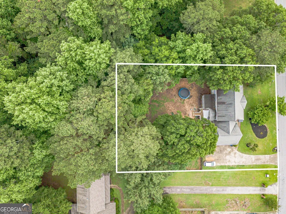 3316 Classic DR Snellville, GA 30078