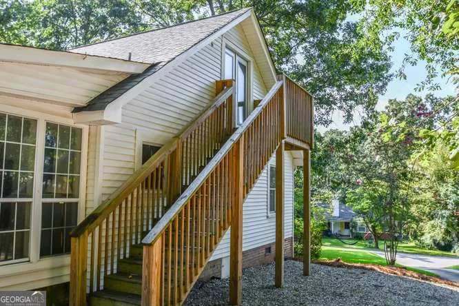 155 Mountain View DR Gainesville, GA 30501