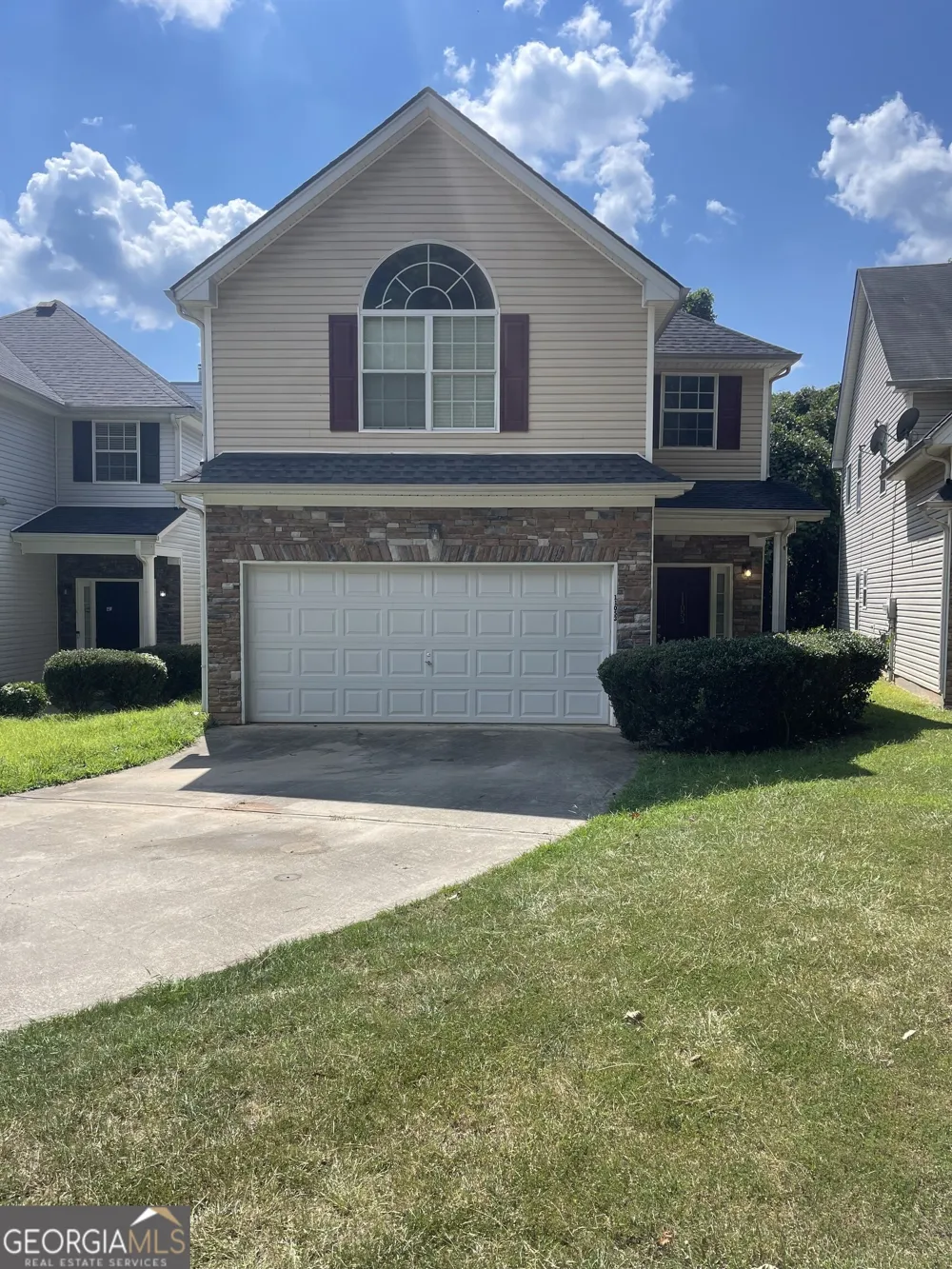 11053 Aliyah DR Hampton, GA 30228