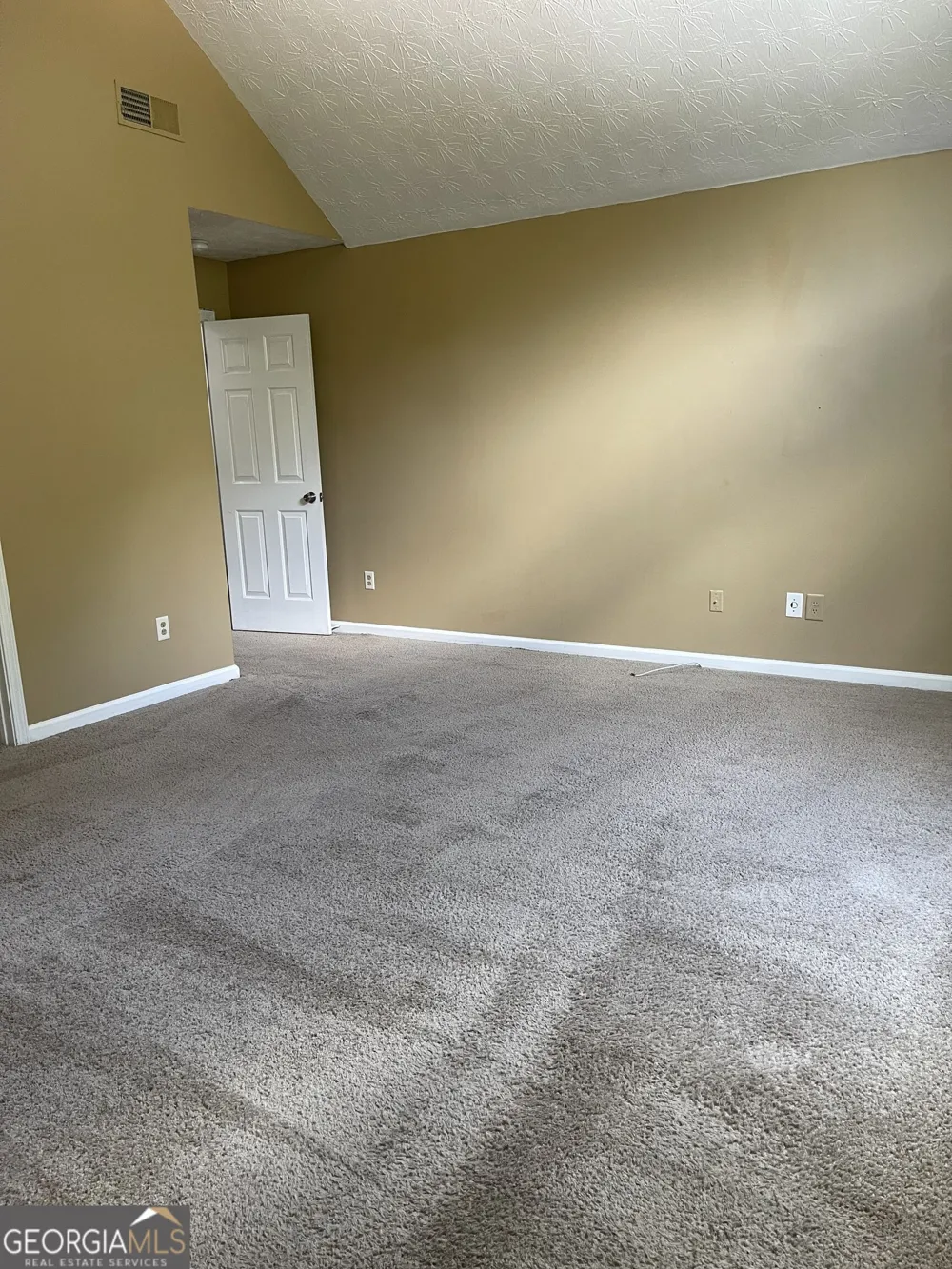 11053 Aliyah DR Hampton, GA 30228