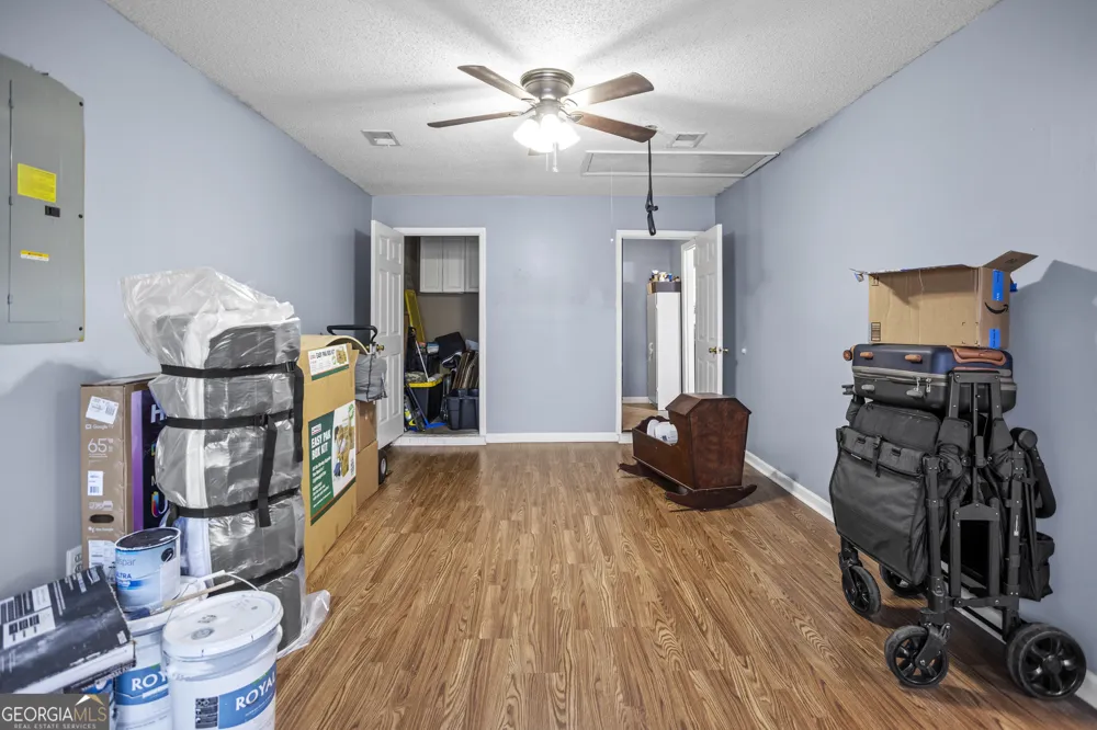 2360 Rowe ST Hinesville, GA 31313