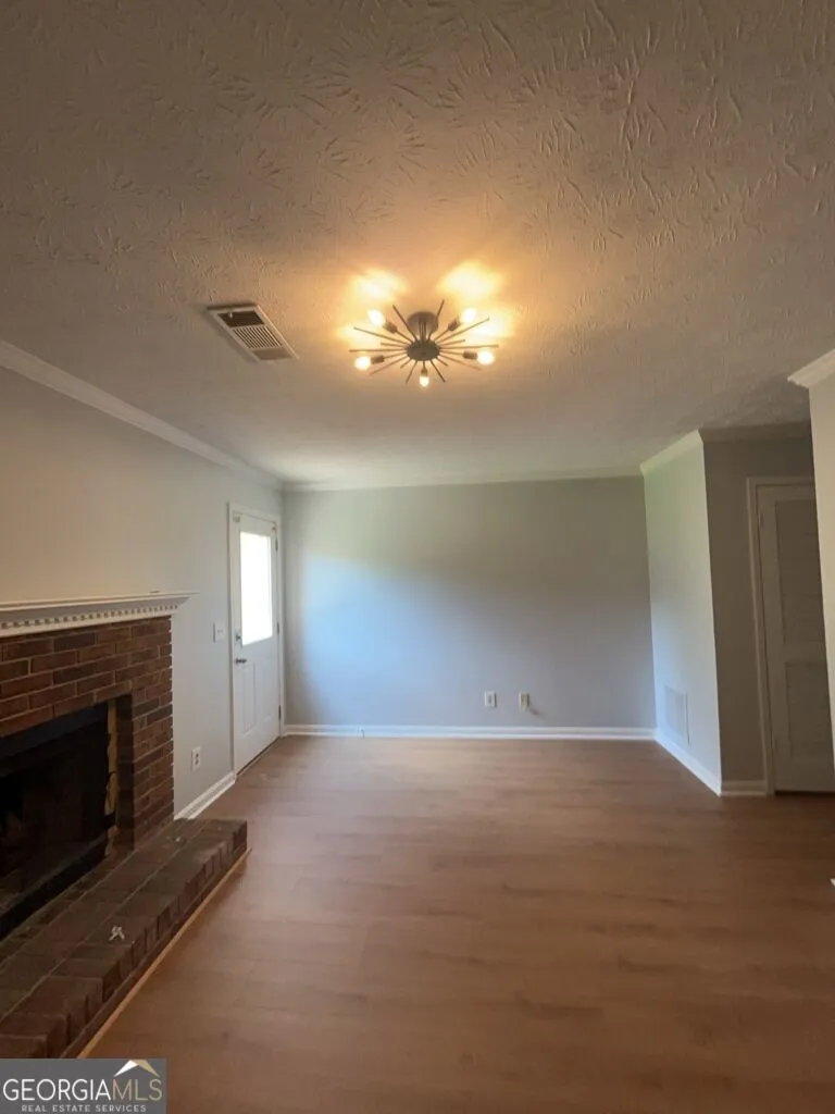 169 Walter WAY Stone Mountain, GA 30083