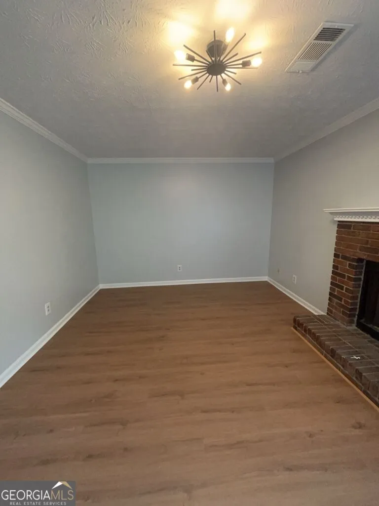 169 Walter WAY Stone Mountain, GA 30083
