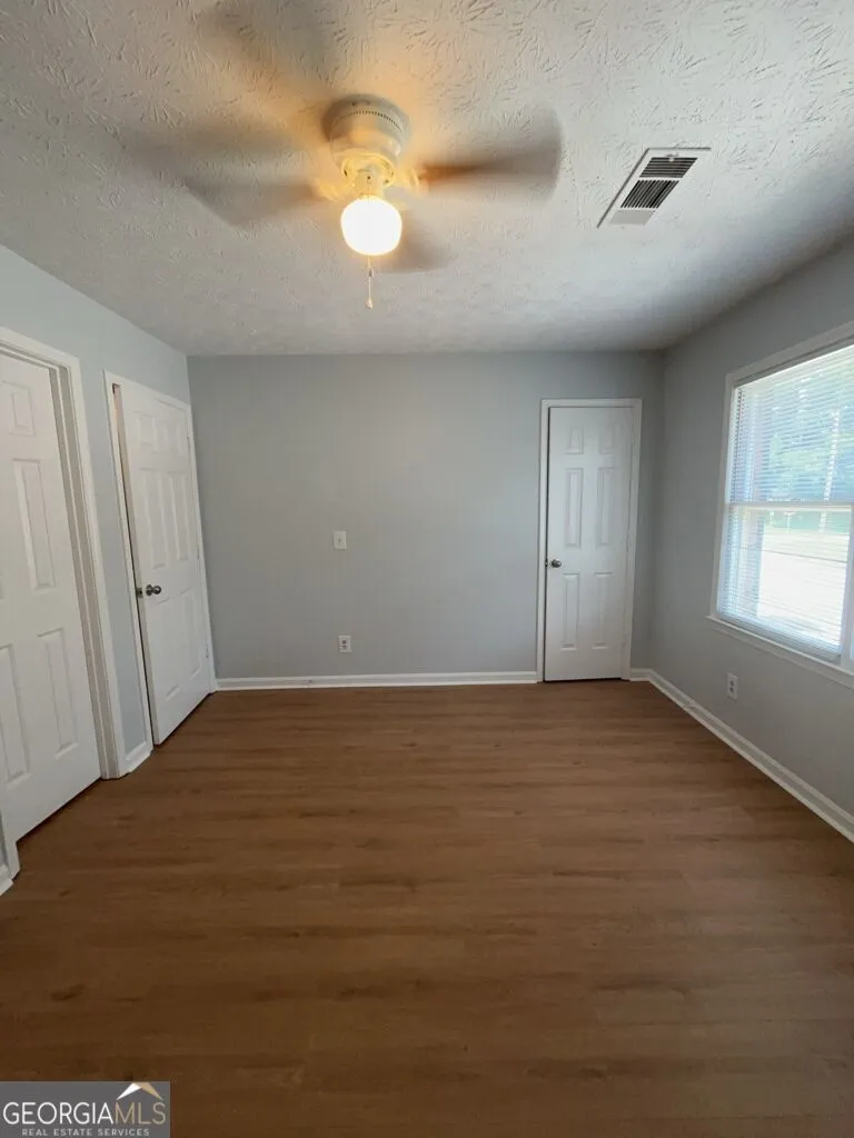 169 Walter WAY Stone Mountain, GA 30083