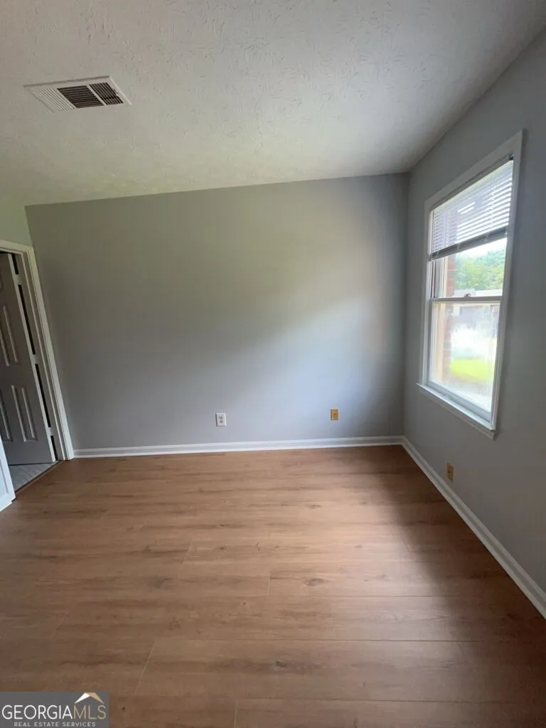 169 Walter WAY Stone Mountain, GA 30083
