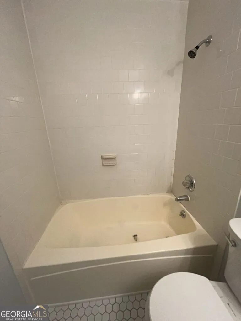 169 Walter WAY Stone Mountain, GA 30083