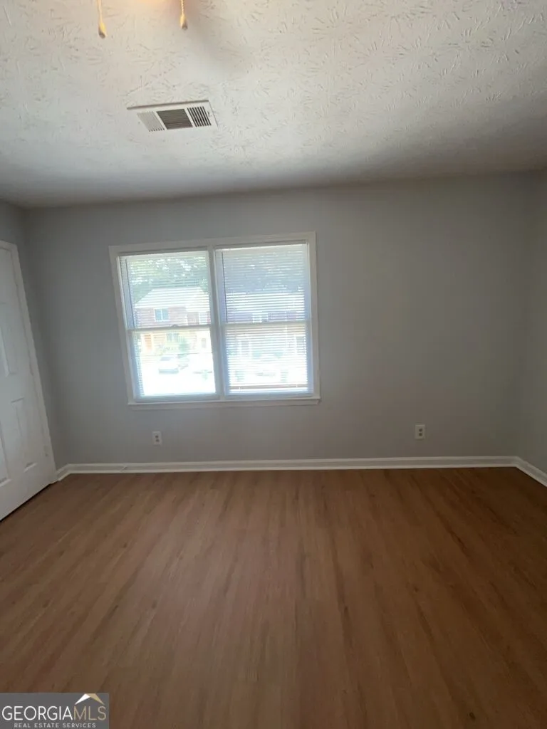 169 Walter WAY Stone Mountain, GA 30083