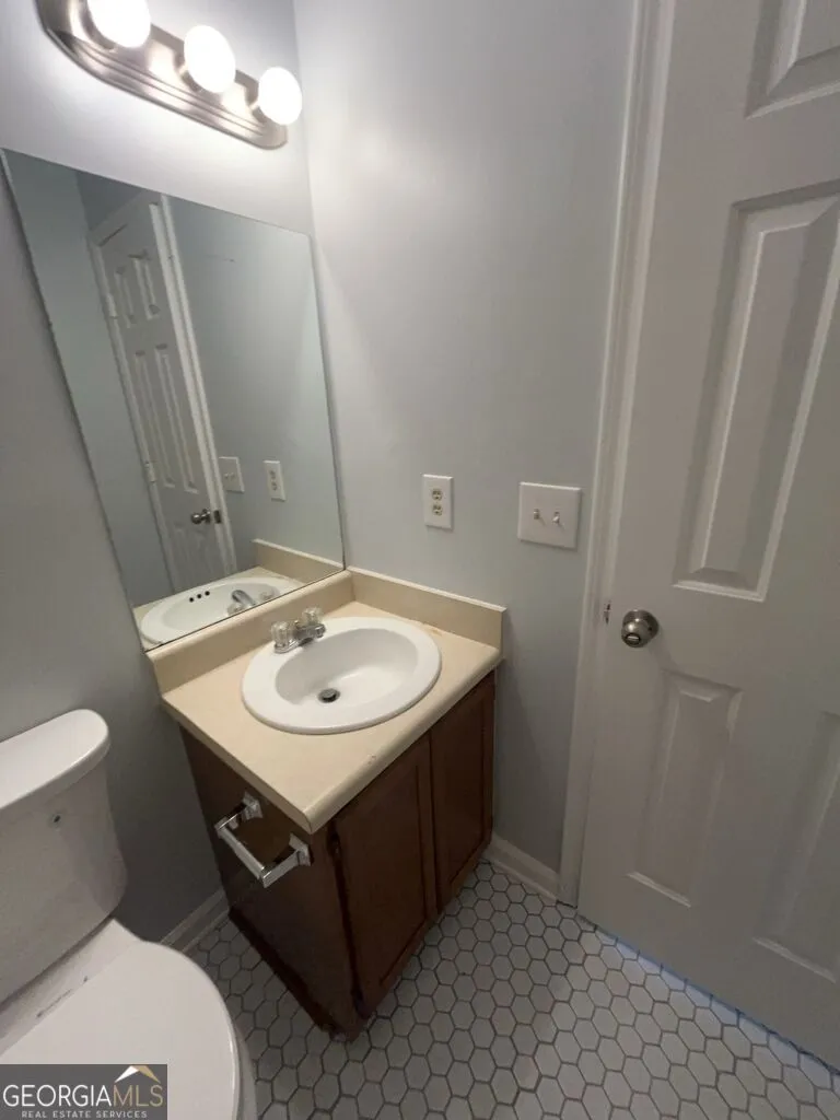 169 Walter WAY Stone Mountain, GA 30083