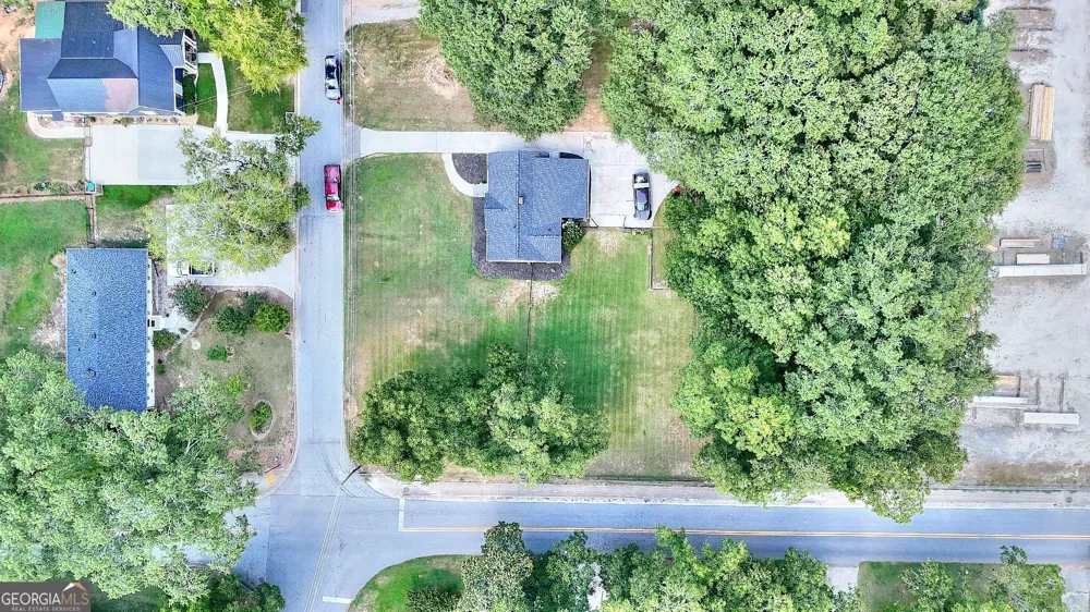 186 S Forest AVE Social Circle, GA 30025