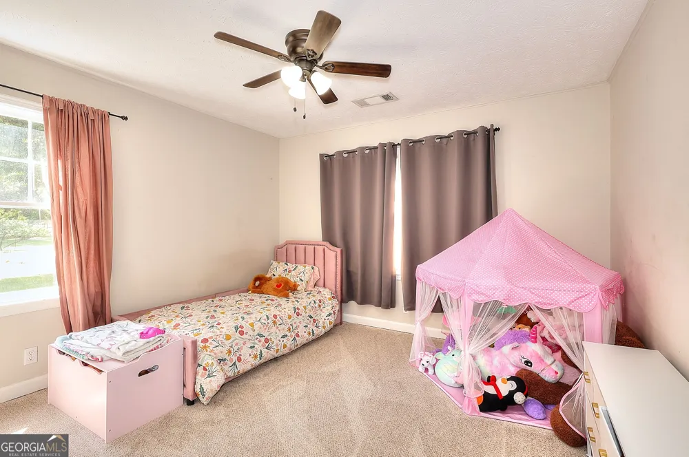 186 S Forest AVE Social Circle, GA 30025