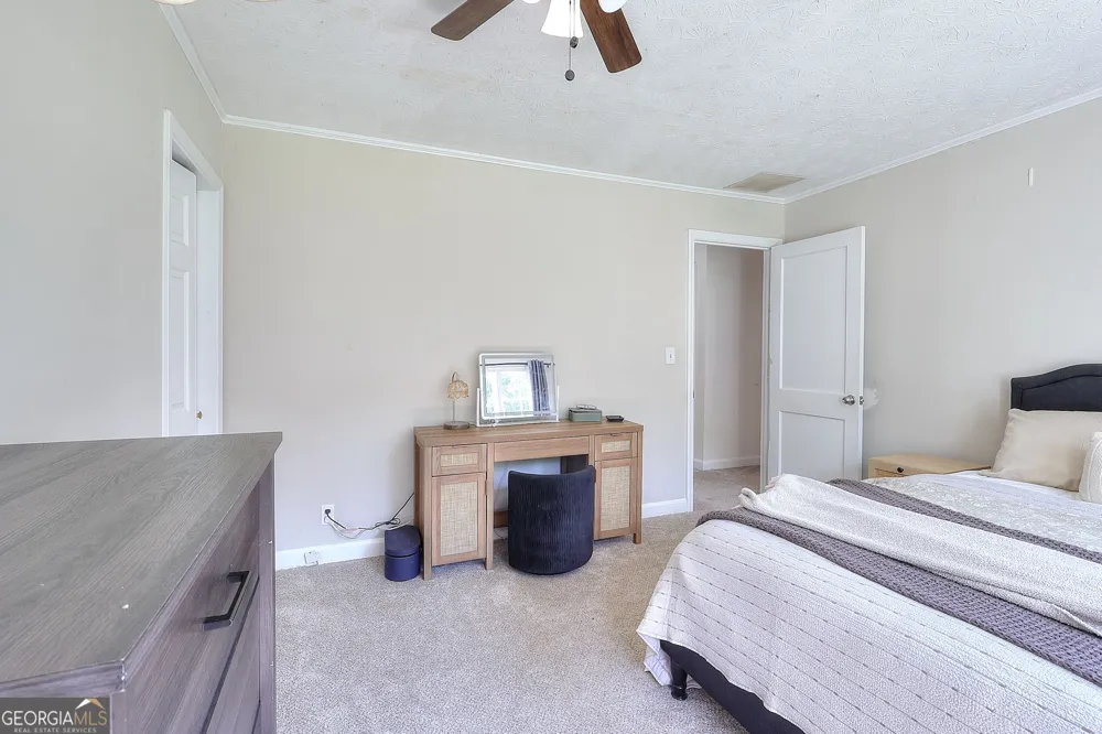 186 S Forest AVE Social Circle, GA 30025