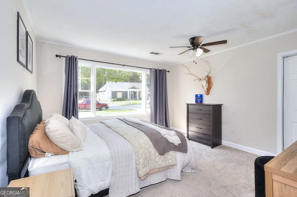 186 S Forest AVE Social Circle, GA 30025