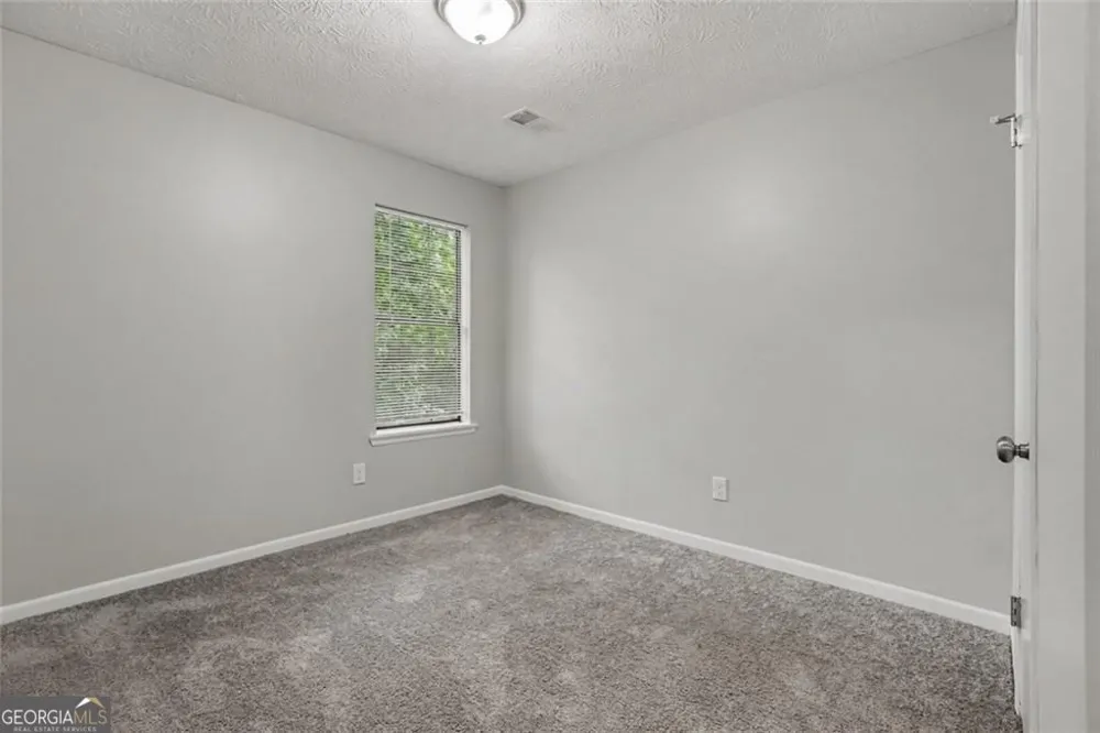 5322 Walker RD Stone Mountain, GA 30088