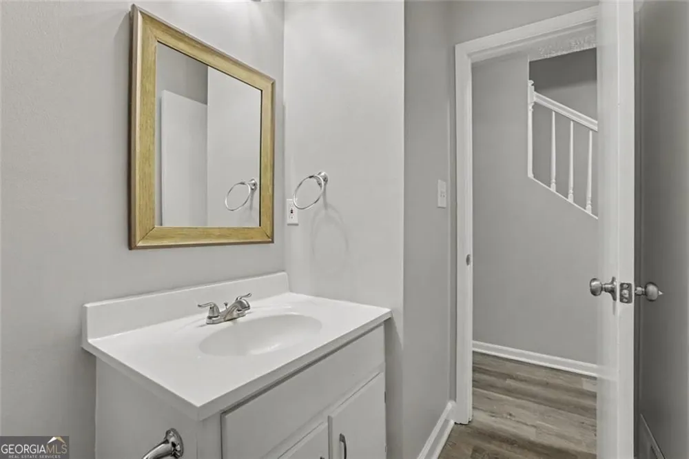 5322 Walker RD Stone Mountain, GA 30088