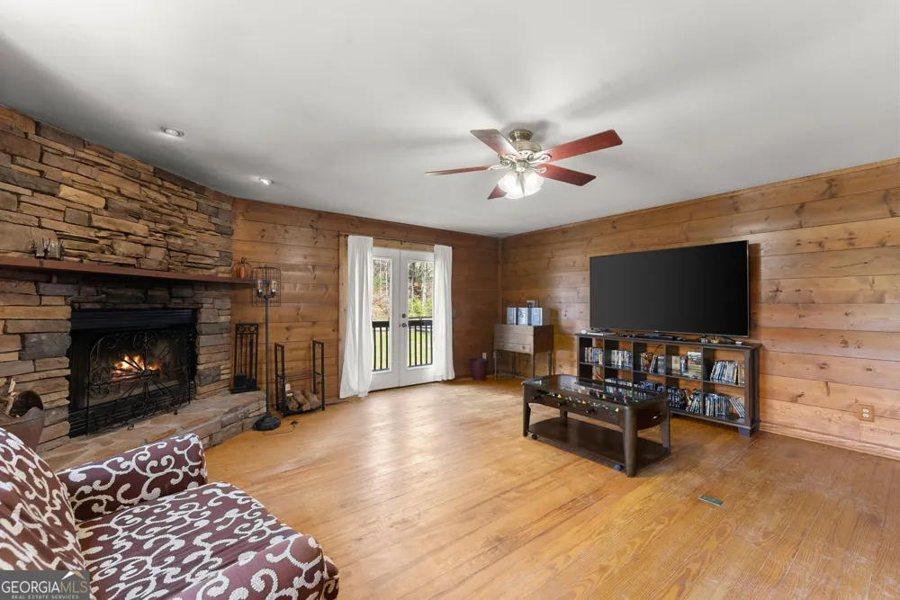290 Chastain RD Sautee Nacoochee, GA 30571