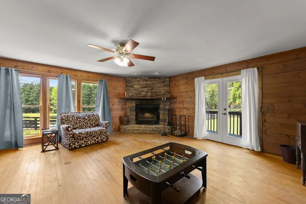290 Chastain RD Sautee Nacoochee, GA 30571