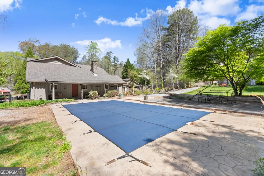 290 Chastain RD Sautee Nacoochee, GA 30571