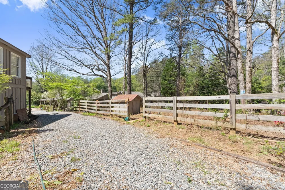 290 Chastain RD Sautee Nacoochee, GA 30571