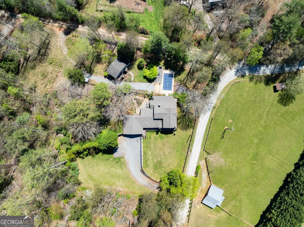 290 Chastain RD Sautee Nacoochee, GA 30571