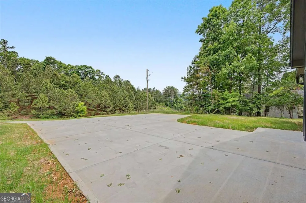 233 Old Old Alabama RD Emerson, GA 30137