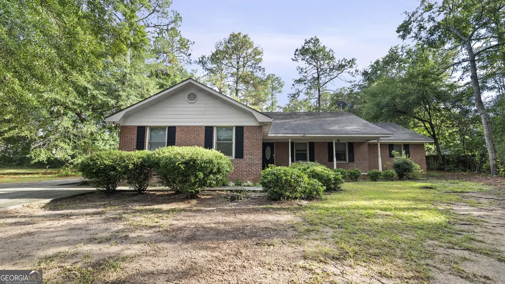 304 Rogers RD Statesboro, GA 30458